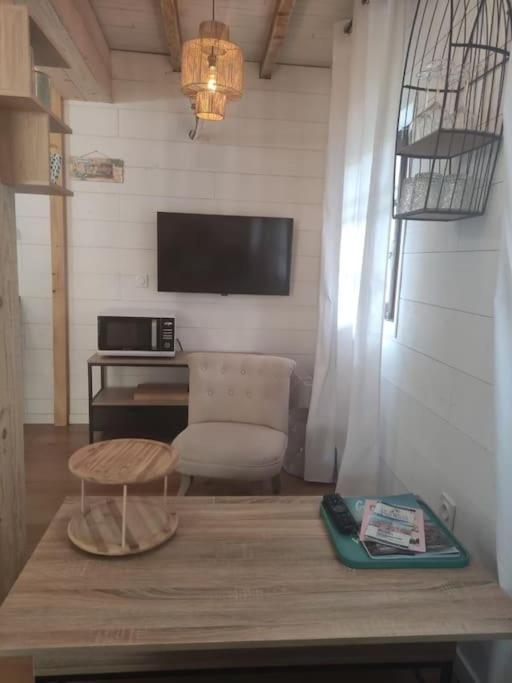 Joli T2 Bas De Chalet Plage De גרואיסאן מראה חיצוני תמונה